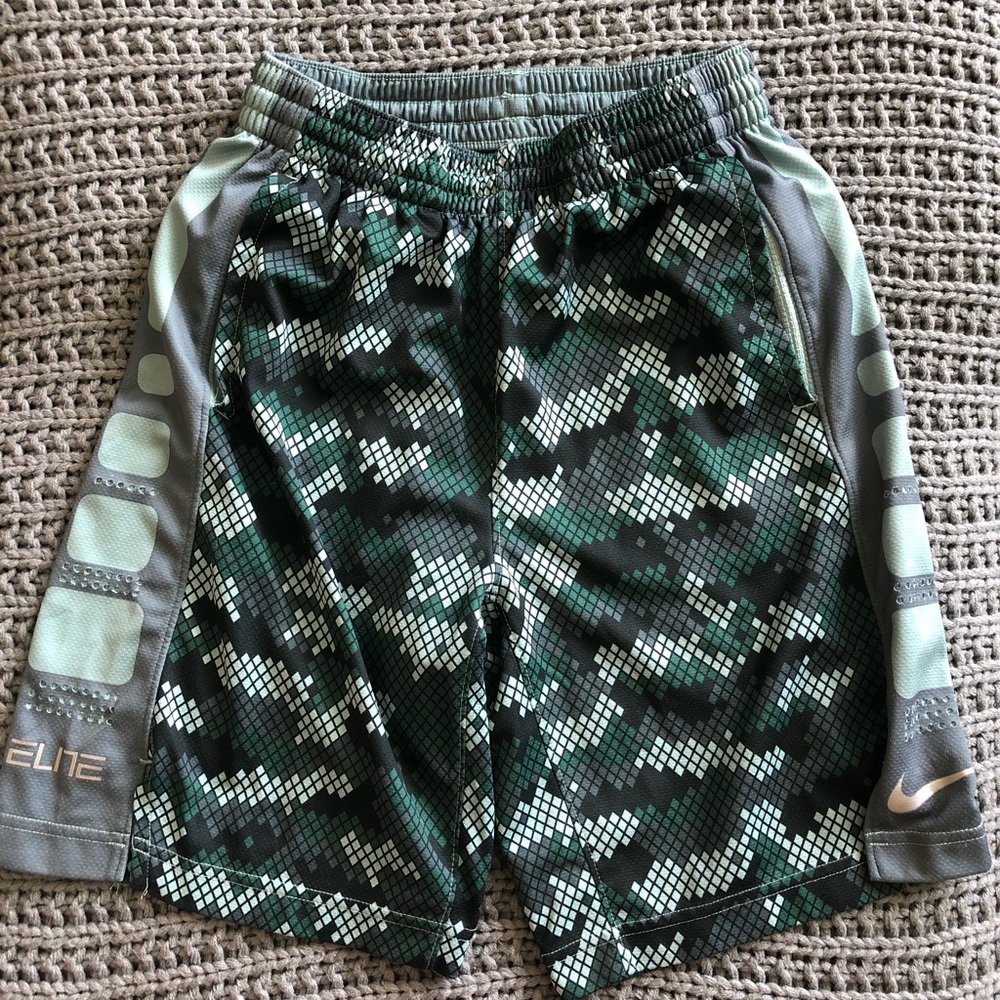 Boys Nike Dri Fit Elite Short